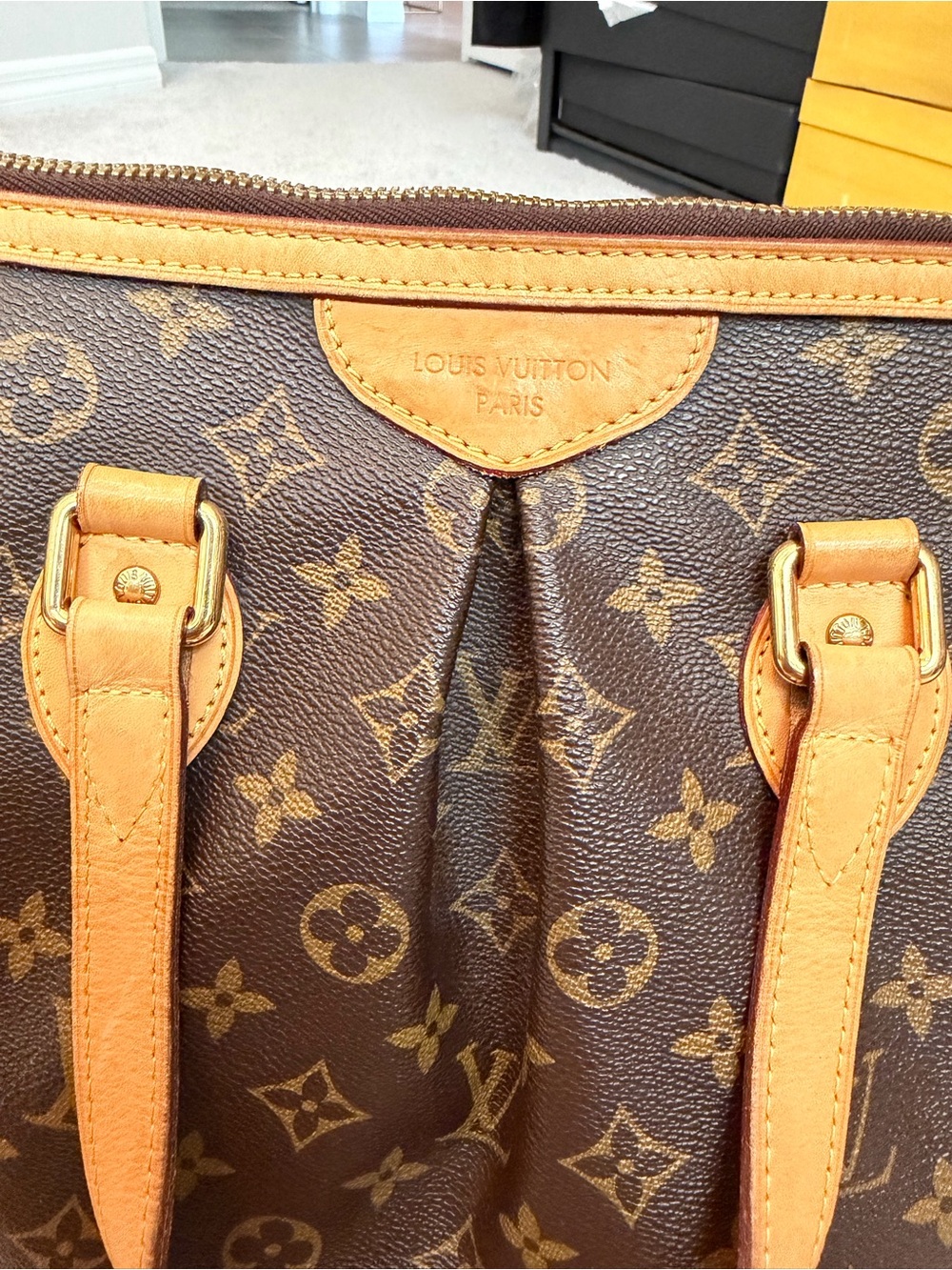Louis Vuitton Palermo Monogram PM Bag - Picture 2 of 9